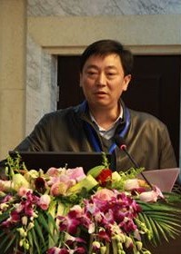 易斌1.jpg